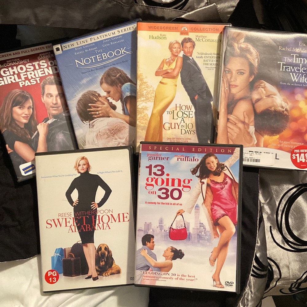 Used dvds lot